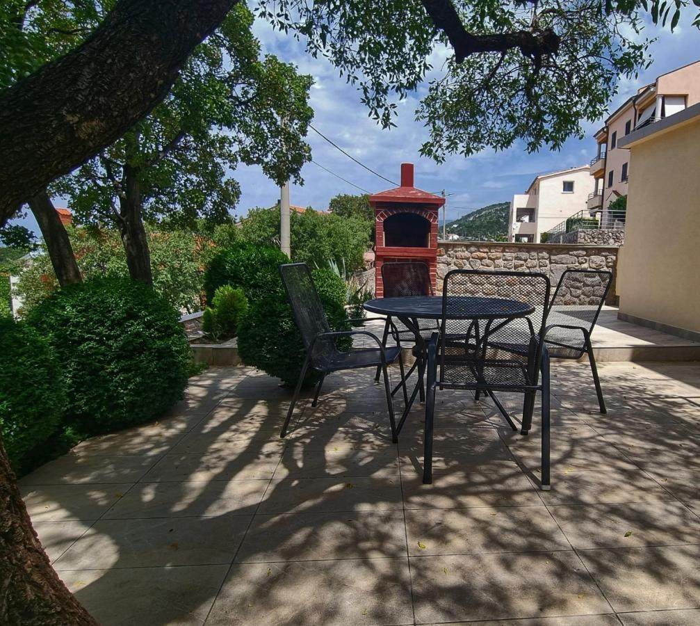 Lukica Apartment Sveti Juraj Exterior foto