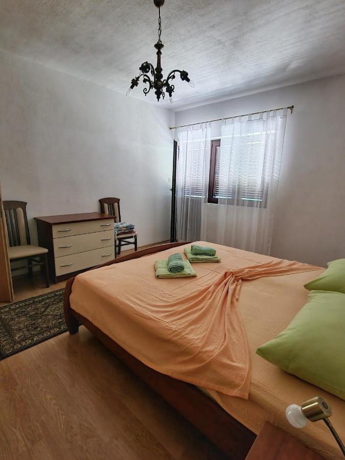 Lukica Apartment Sveti Juraj Exterior foto